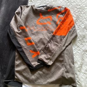Fox 180 top and pants (2 sets)